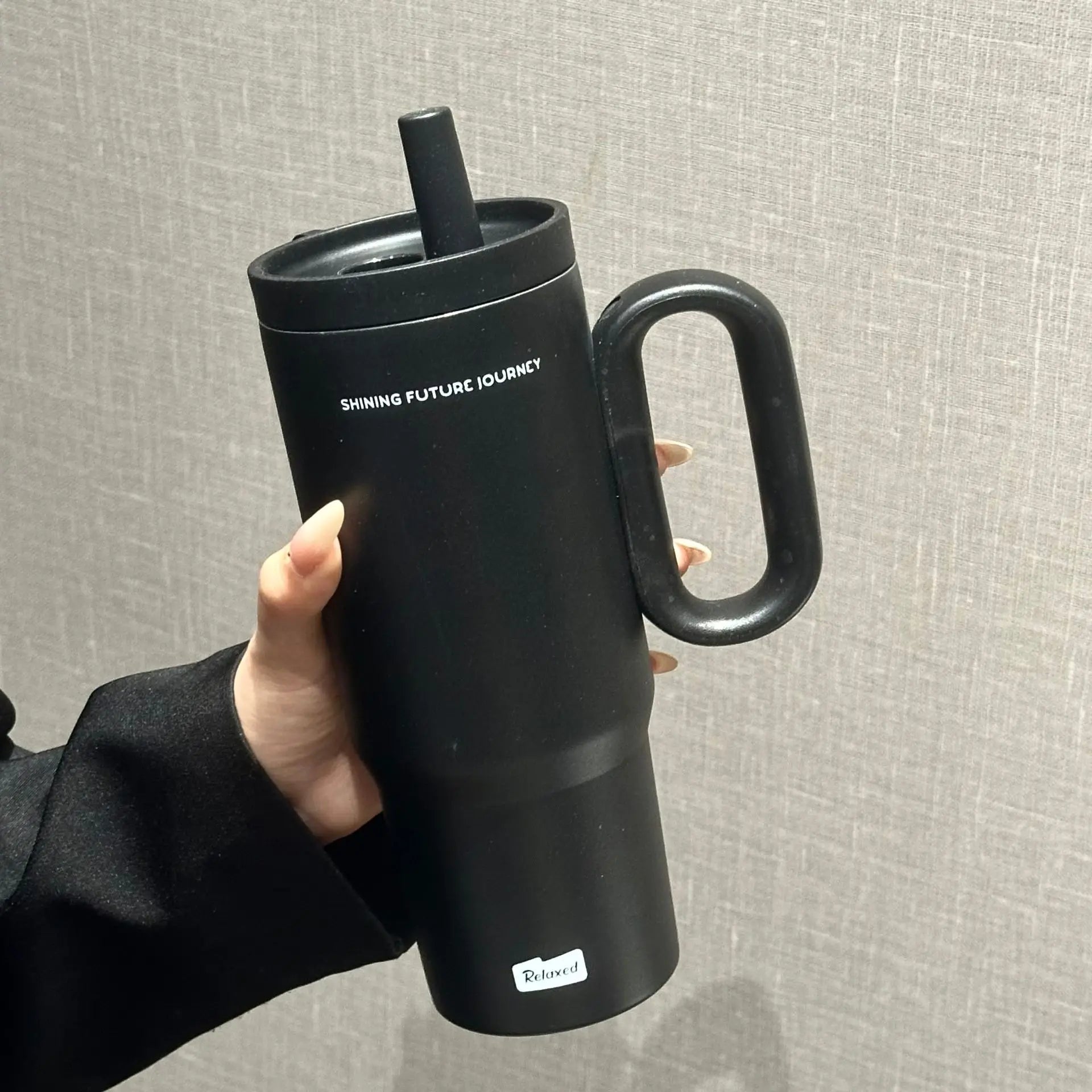 Edelstahl Thermosbecher 720ml – Mit Strohhalm & Griff, Vakuumisoliert für Kaffee & Reisen