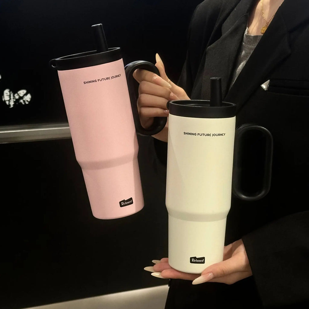Edelstahl Thermosbecher 720ml – Mit Strohhalm & Griff, Vakuumisoliert für Kaffee & Reisen